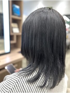 ディーボーイ 健軍店(D-BOY) シルバーグレー/レイヤーカット