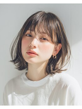フルーノヘア 八幡駅(Hulu-no.hair)の写真/立体的なハイライトで、白髪ぼかしも楽しめる◎暗くするだけじゃない、流行りのグレイカラーは当店まで☆