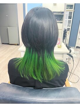 ルスト 成増店(Lust) #クラゲヘア#ハッシュウルフ#レイヤー#原色カラー#推しカラー