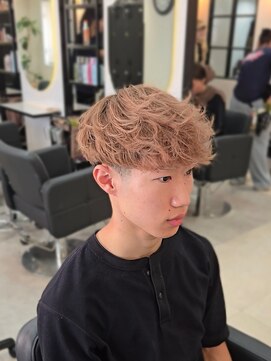 ラピス 名古屋駅前店(Lapis) フリンジカット×テーパーフェード/海外ヘア