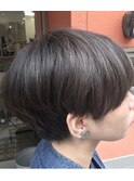 dee 耳かけショートボブ×ブルージュ