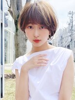 大人可愛い前髪長めショートボブアッシュブラウン厚めバング