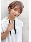 【shige】耳掛けウエーブパーマフォギーベージュスリークボブ