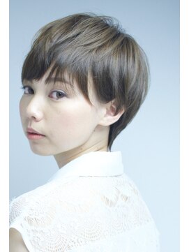 グランアージュ 池袋東口店(grandage) 透明感カラー♪大人綺麗ひし形耳掛けハンサムショートb1