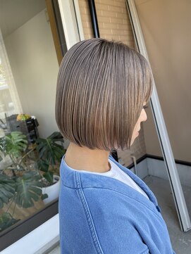 リードヘアーバイバンプ(Lead Hair by vamp) #ミニボブ#ダブルカラー#ミルクティグレージュ