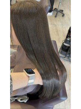 ヘアーエポック(hair epoque) 艶感手触り重視の深みグレーアッシュ