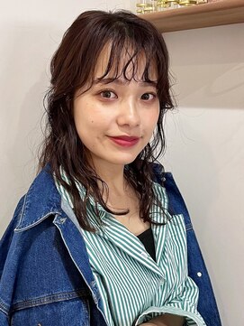ウクラ バイ レシッド 池袋(uchla by rcid) 簡単ヘアアレンジ顔周りレイヤーカット前髪パーマココアベージュ