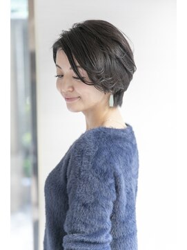 ルルディ バイ アフロディーテ銀座(luludi by APHRODITE) グレージュカラー/シルキーベージュ/斜めバング/銀座/髪質改善