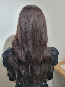 アトレ(attrait) グレージュカラー