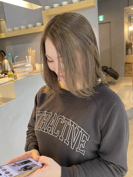 ミー(mii) 【mii】オリーブ/ベージュ/ハイトーン/ボブ