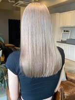 セプト 天神大名(SEPT.)&nbsp;ミルクティーベージュ セミロング 髪質改善ブリーチ 韓国ヘア