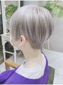 30代40代50代イメチェンデザインカラー前髪なしハンサムショート