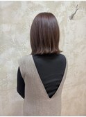 ピンクベージュ×スリークボブ