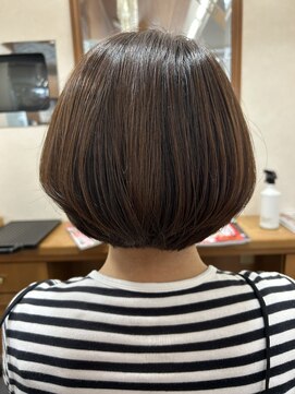ヘアーメイクエアーセントラーレ(HAIR MAKE air Zentrale) 重めボブ