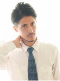 ツーブロックのサイドパートでビジネスライクに♪
