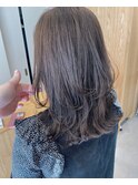 流れるレイヤー×くすみグレージュ
