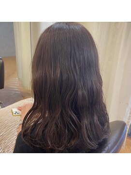 リアン(Lien) ◎ ほんのりピンクカラー