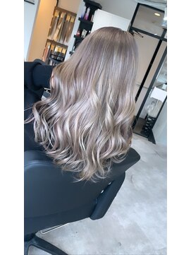 ラフ 難波店(LAFF) #マッシュ #くびれヘア #ビタミンカラー #メルティカラー