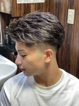 ヒロギンザ 新橋銀座口店(HIRO GINZA) スキンフェードかきあげバックスタイル