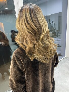 プラグ(Plug) ロングヘアスタイル
