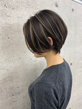 イキ 表参道(iki omotesando) モード/無造作ウェーブ/大人ガーリー[表参道駅]