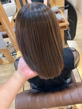 グランバイ アトリエドングリ(Grand × AtlierDonguri) お客様髪質改善データ1308(酸性縮毛矯正でボブ)