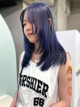 イロウ 天神大名店(IROW) ブルーカラー　ケアブリーチ　ステップカット　【天神大名】