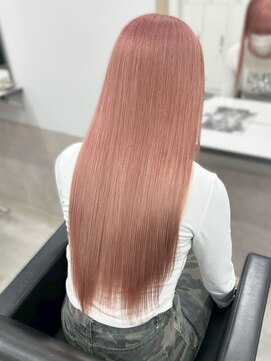ロイオブジゼル(roi of GiseL) ロング ケアブリーチ ピンクベージュ ハイトーン 10代20代