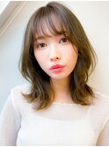 韓国風レイヤーカット×前髪ありミディアム透明感艶髪冬カラー