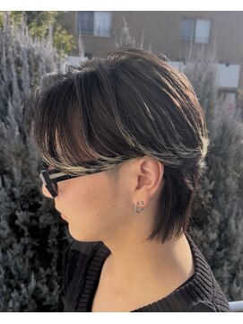 ストゥー(StueW.) 毛流れウルフ