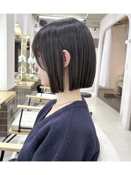 アイドットプラス 札幌大通り(i.+ODORI) 顎下2センチぷつっと小顔ボブヘア