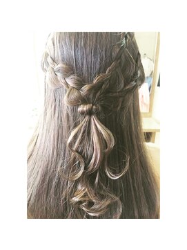キキ 美容室(KIKI) パーティヘアアレンジ★