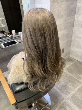 キャラ シャローネ 池袋(Chara Chalone) ラフロングキャメルブロンド【池袋/池袋東口/髪質改善】