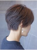 様々な世代の方でもフィットするショートスタイル