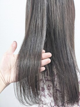 ジェナ(Jena) さらさらストレート×サマーグレージュ