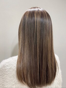 ブロッサム 東中野店 外国人風/バレイヤージュ/ハイライトカラー/アッシュグレージュ