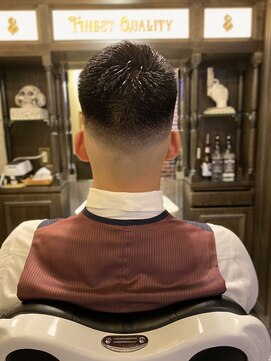 バレス 田町(BALES) [スキンフェード/ツイストスパイラル/田町]