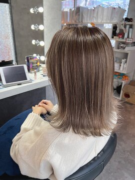 スパークスヘア(Sparks hair) ハイライトまぶしモカベージュ