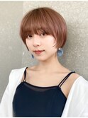 ショート×顔周り×前髪×シルキーベージュ×グレージュカラー