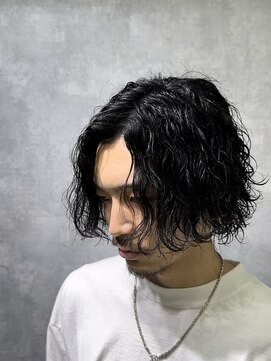 レイズ 名古屋(RAYS) 波巻きスパイラルパーマミディアムセンターパートウルフ　　h