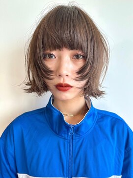 ノイカーム(noi Calm) 顔周りレイヤーカットくびれヘアミルクティーベージュカラー