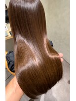 ジジ(GiGi)&nbsp;はじめての縮毛矯正♪