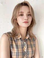 ソヨン なんば(SOYON) 韓国風くびれ外ハネ軽レイヤーミディ