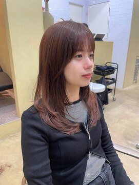 スニュウ(snuw) 【snuw mina】レイヤーカット/透明感カラー/伏見