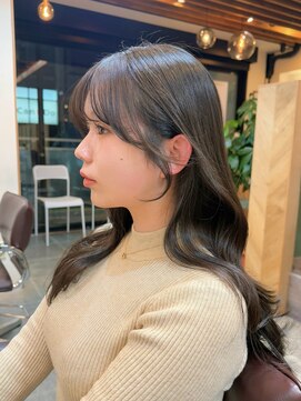 シビバイレボ(CIBI by revo) 韓国風大人レイヤーカット/ミディアムレイヤー/顔まわり/船橋駅