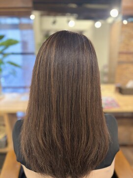 ゼンドットカラスマ(Zen.karasuma) 大人セミロング