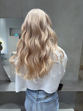 ソル 栄矢場町(SOL) ホワイトブロンド