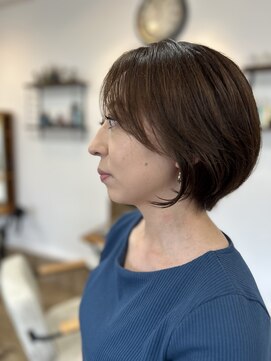 ロビンソン(Robinson) ショートボブ/アッシュブラウン