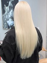 ネハス 名古屋栄店(nehus.) ブロンド/抜きっぱなしブリーチカラー/ウルフカット/レイヤー