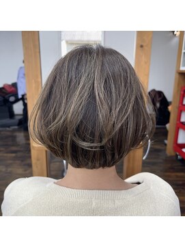 チームボス(Team BOSS) 白髪ぼかしハイライト